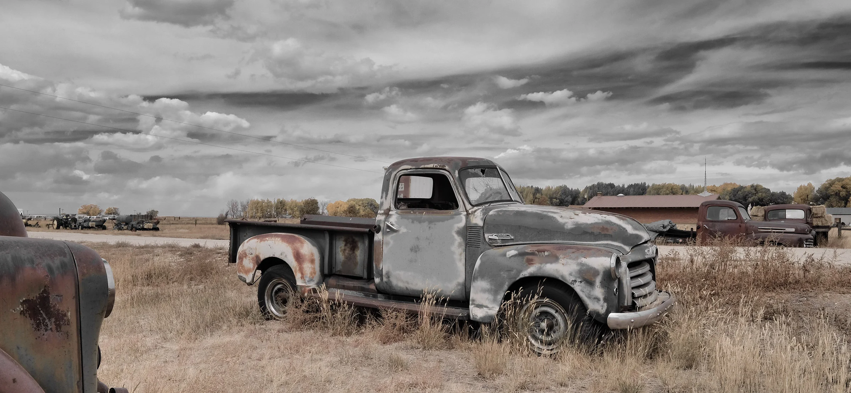 Old rusty car, Wyoming, USA