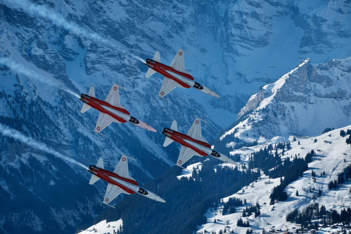 Patrouille Suisse mit Tiger F-5E Lauberhornrennen, Switzerland