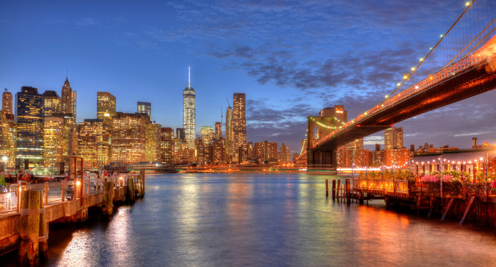 Sonnenuntergang New York City Brooklin Bridge Skyline mit East River Fotografie Hansjörg Stutz, Skyair Media